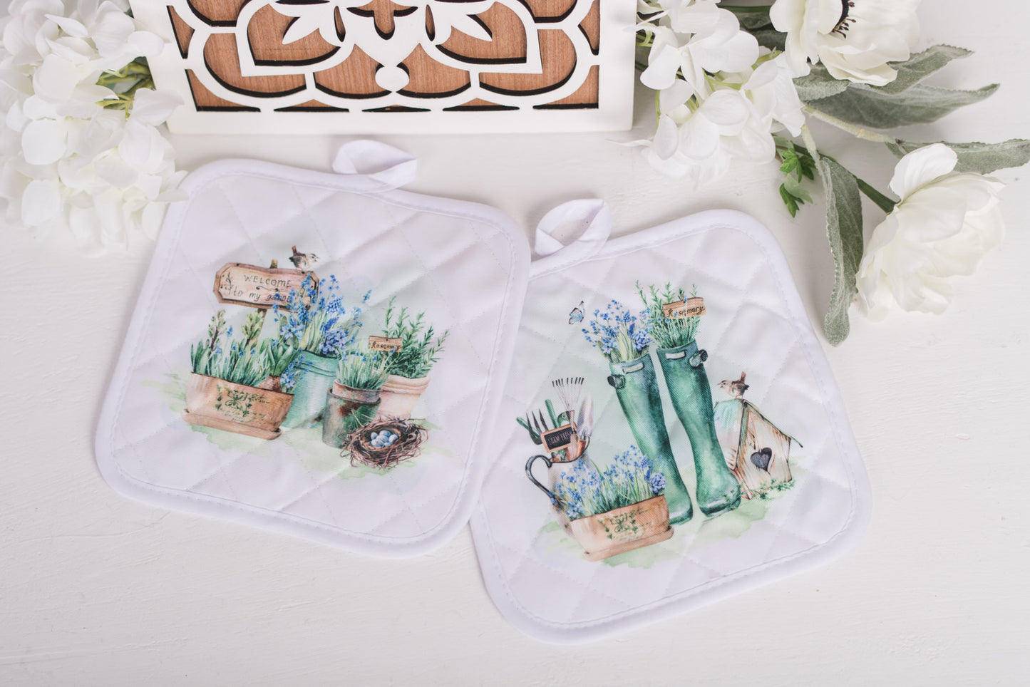 Country Garden Pot Holders