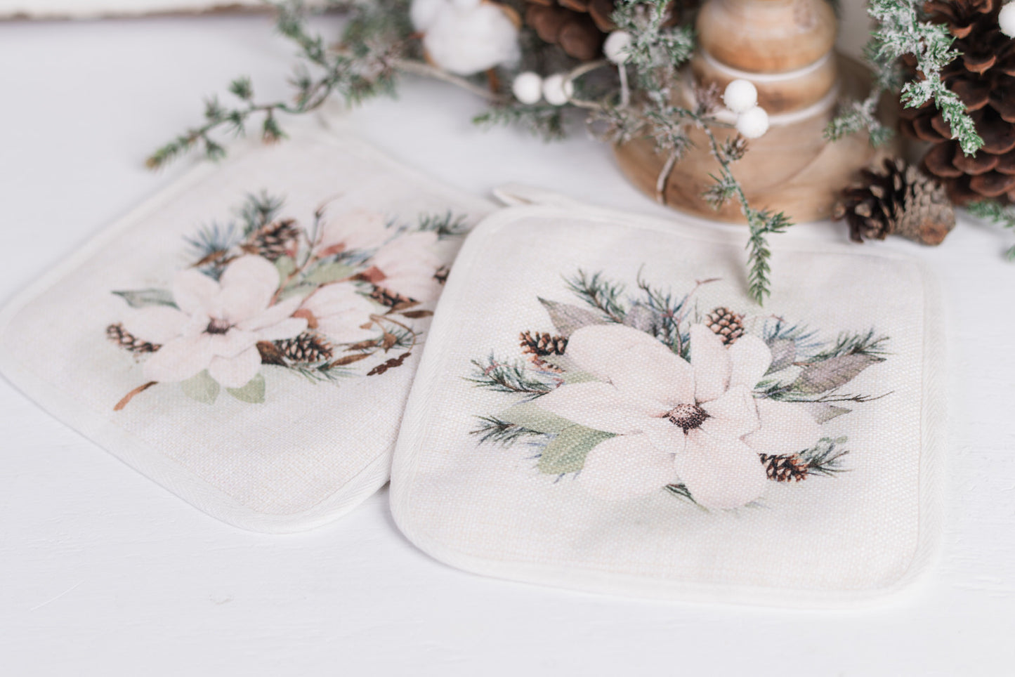 Magnolia Christmas Pot Holders