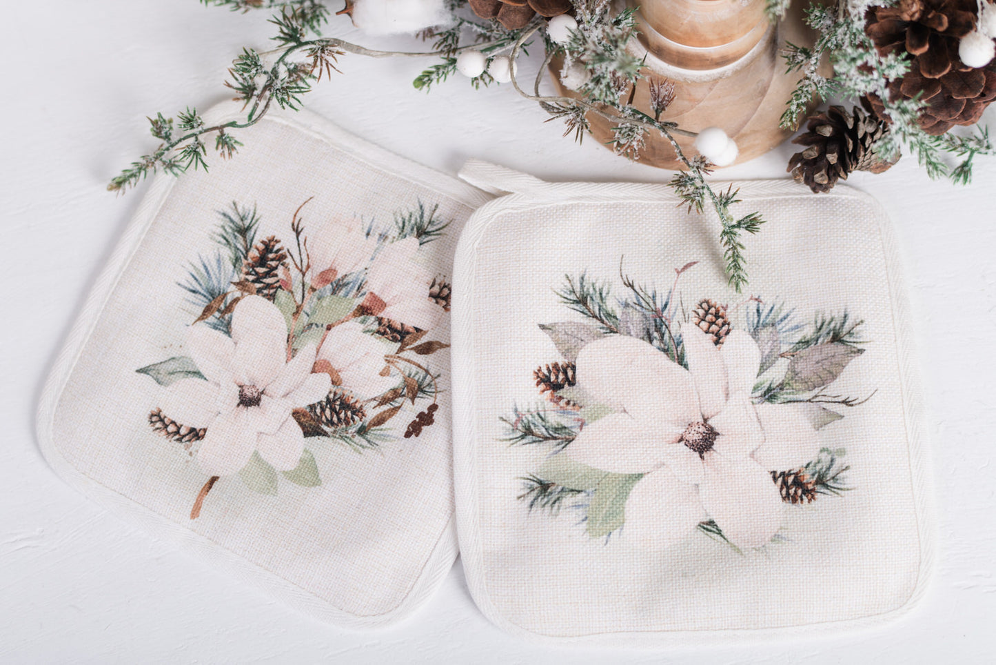 Magnolia Christmas Pot Holders