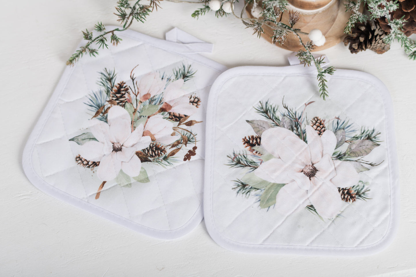 Magnolia Christmas Pot Holders