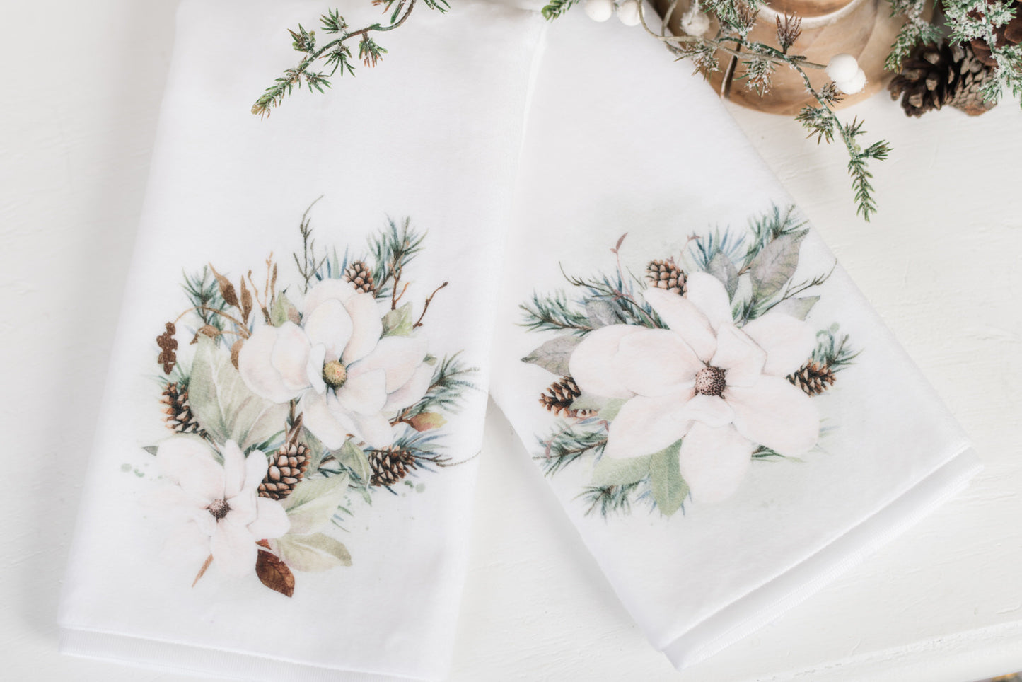 Magnolia Christmas Hand Towels