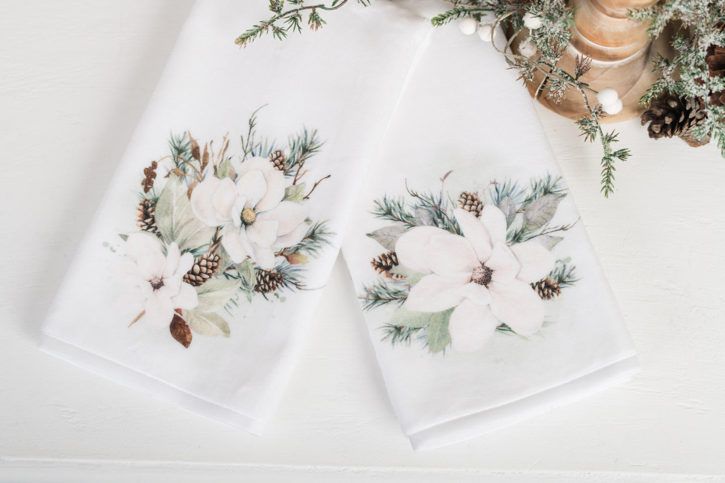 Magnolia Christmas Hand Towels