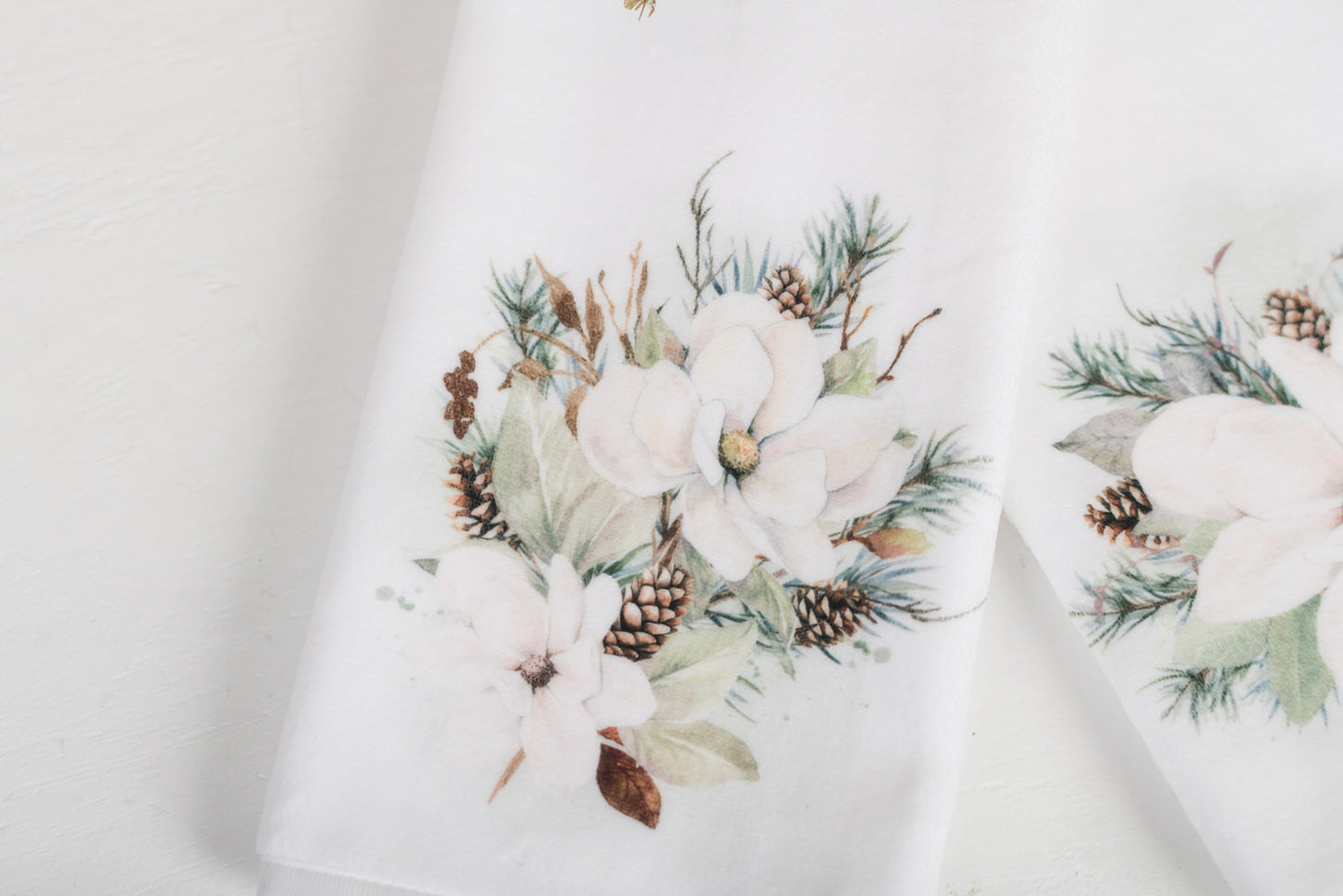 Magnolia Christmas Hand Towels