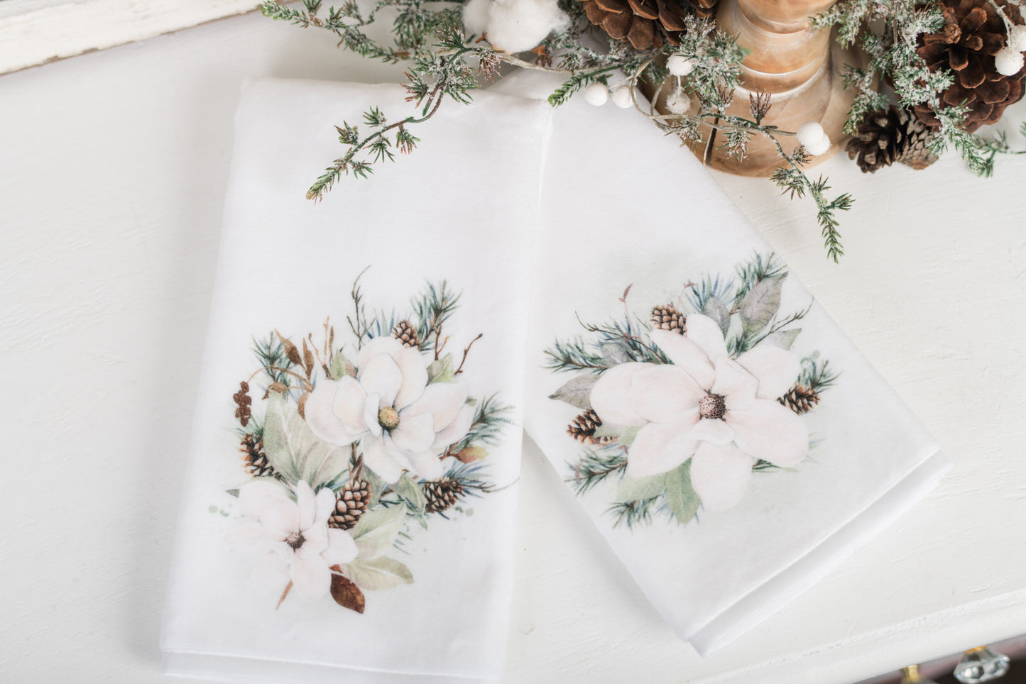 Magnolia Christmas Hand Towels