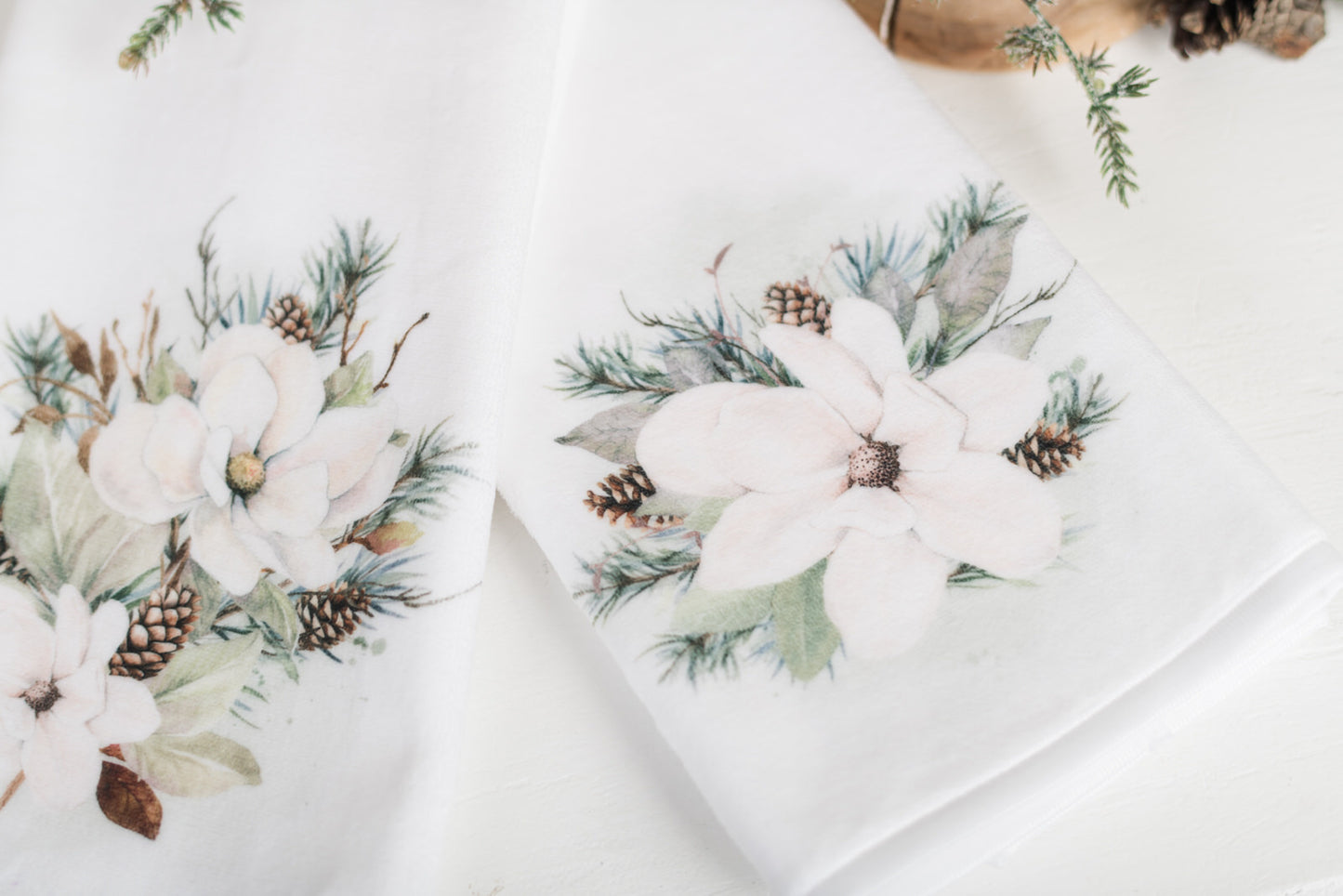 Magnolia Christmas Hand Towels