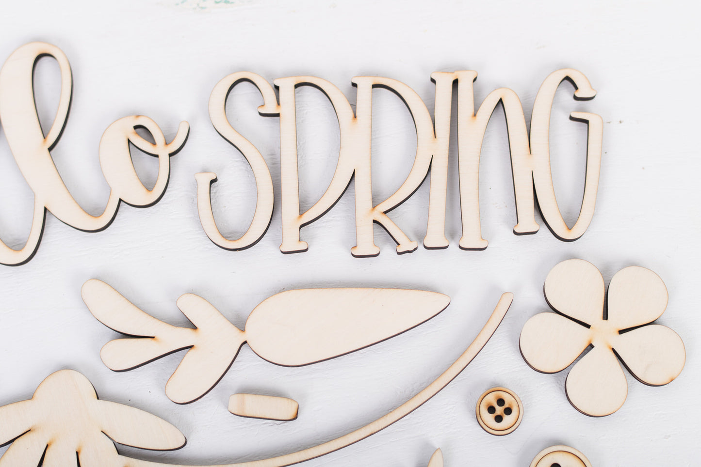DIY Spring Porch Leaner Kit - Hello Spring
