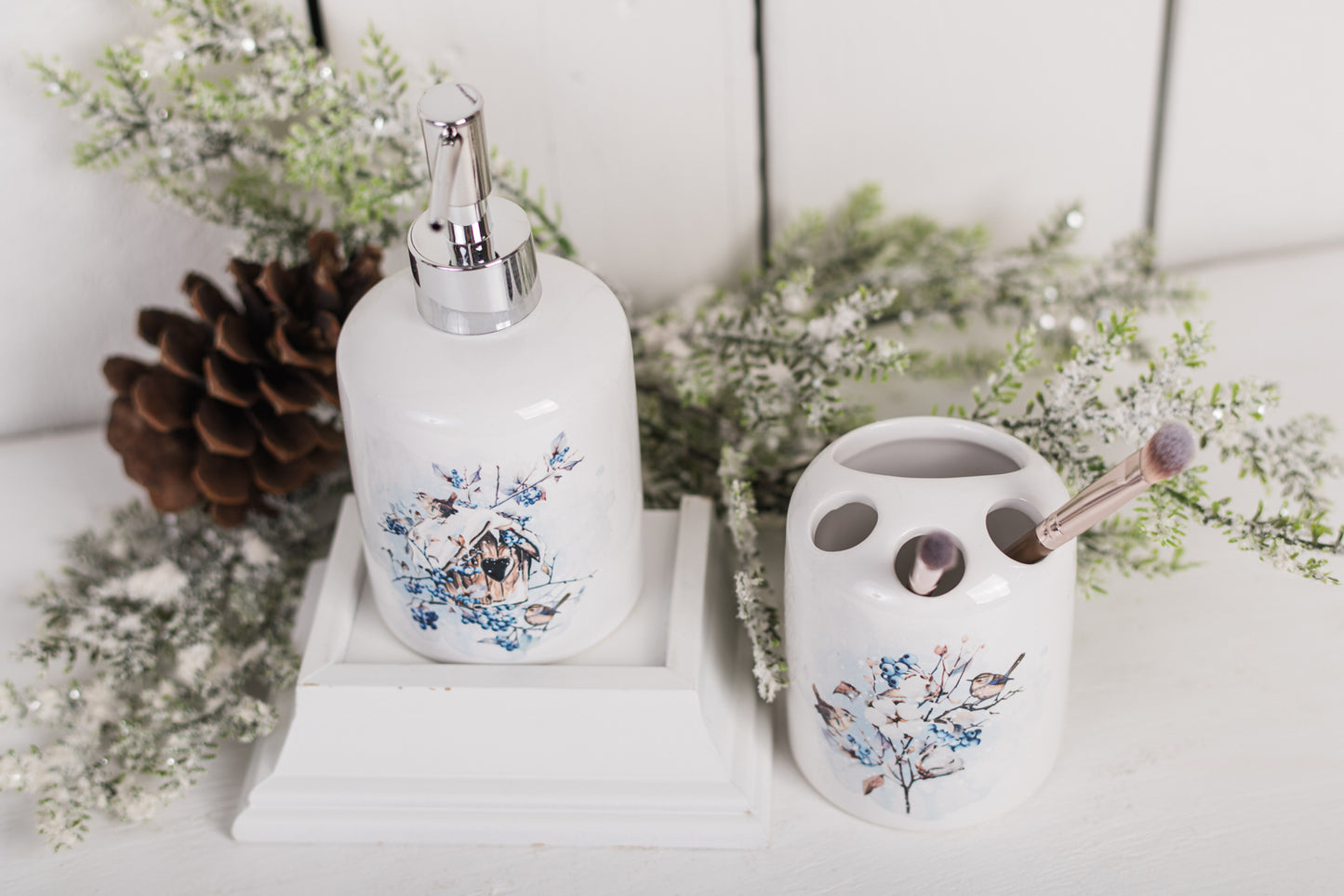 Let it Snow Toothbrush or Makeup Brush Holder
