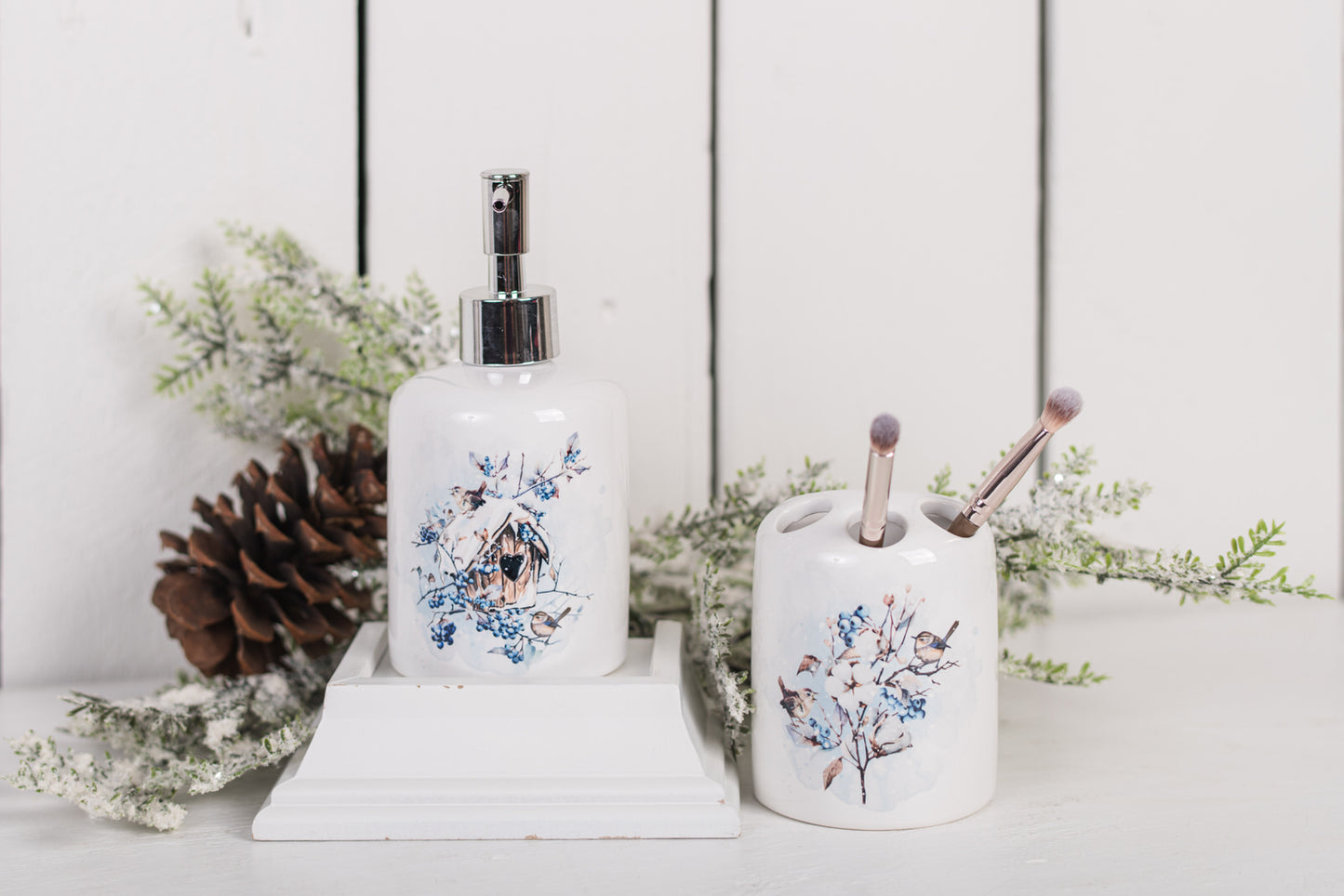 Let it Snow Toothbrush or Makeup Brush Holder
