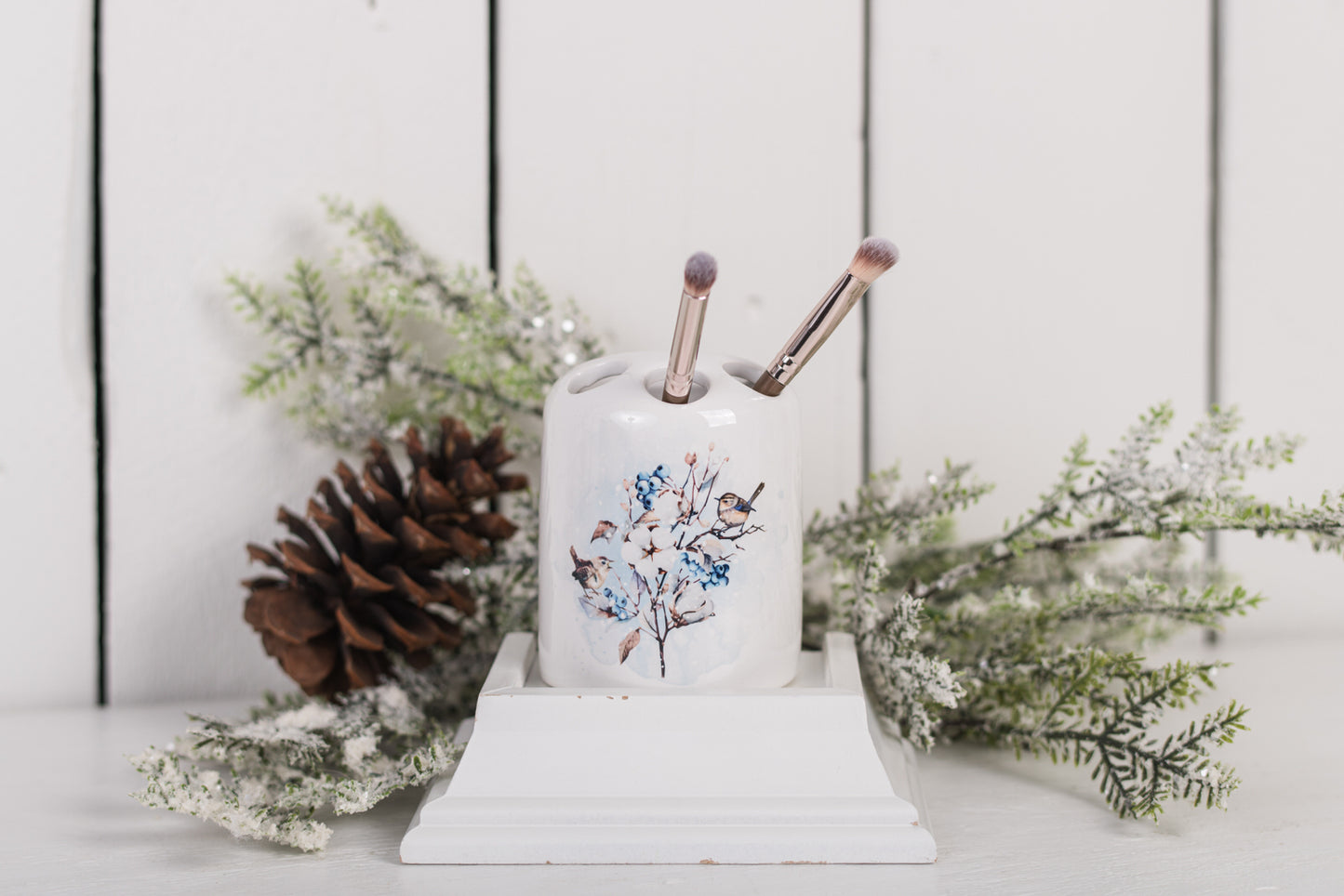 Let it Snow Toothbrush or Makeup Brush Holder