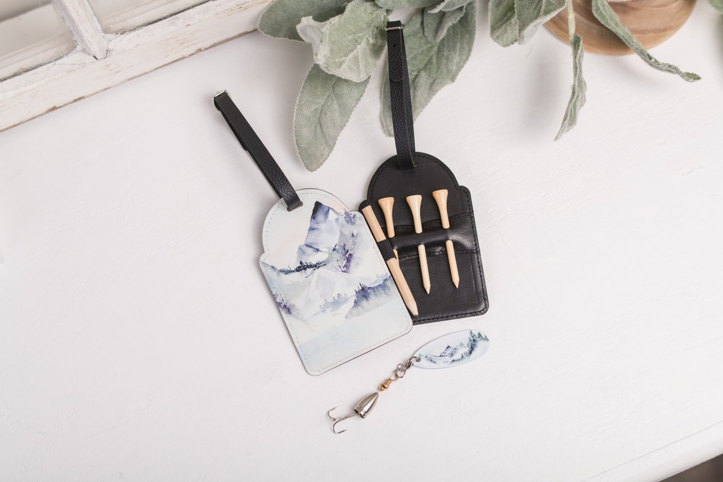 Mountain Golf Tee Holder