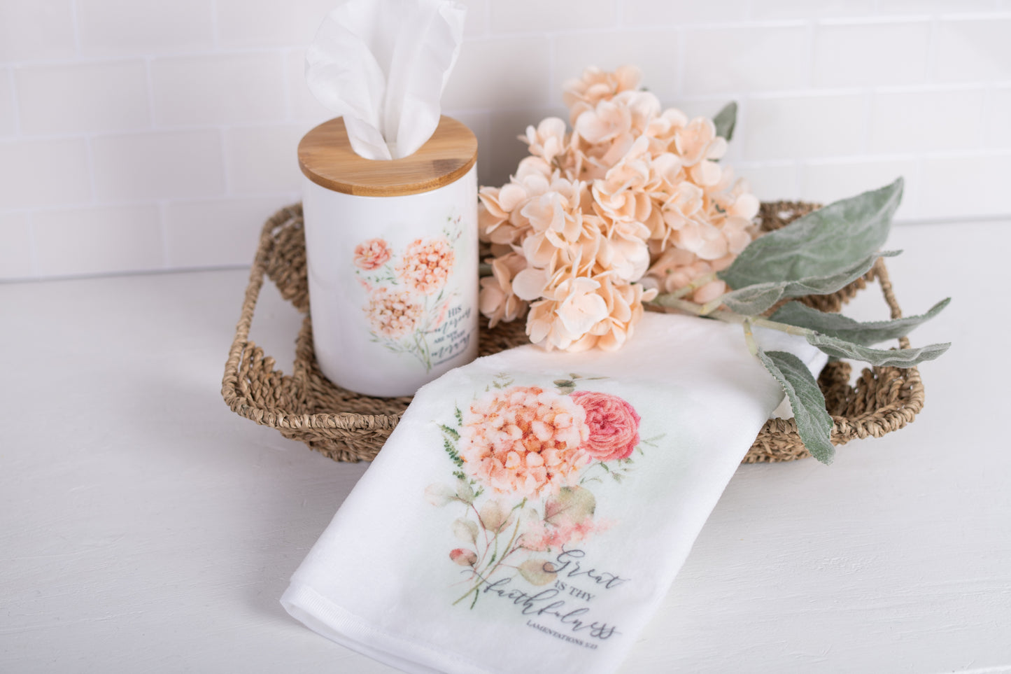 Spring Botanical Tissue Holder