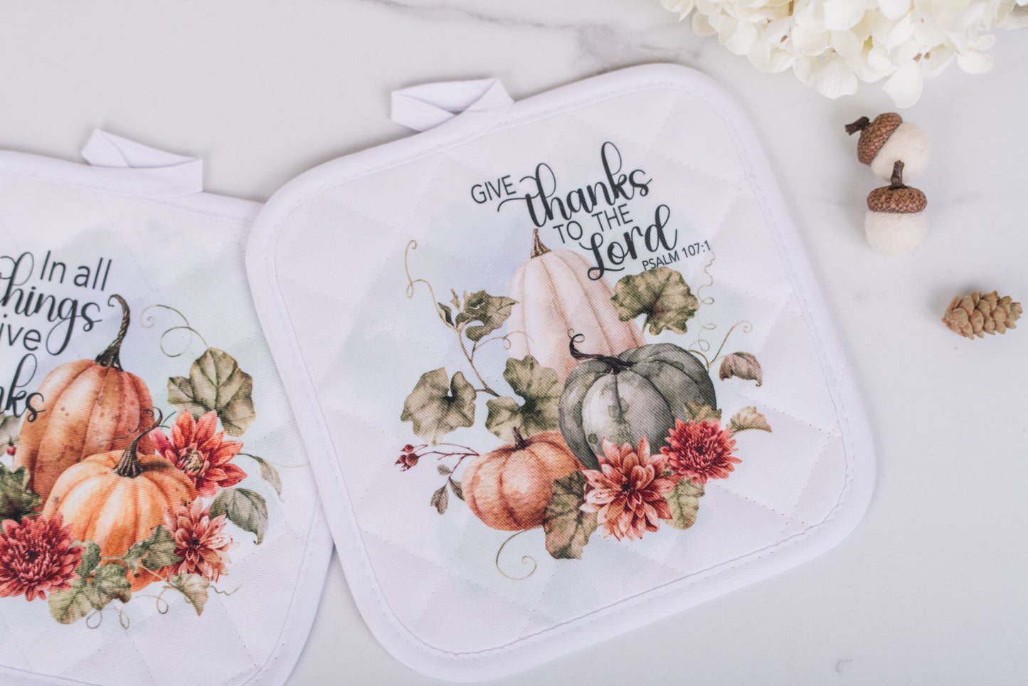 Give thanks to the Lord, Psalm 107:1, white pot holders for fall.