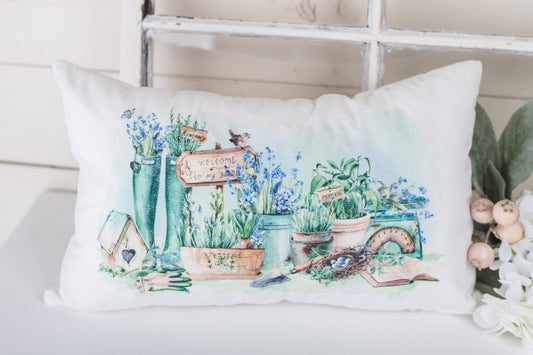 Country Garden Lumbar Pillow Cover