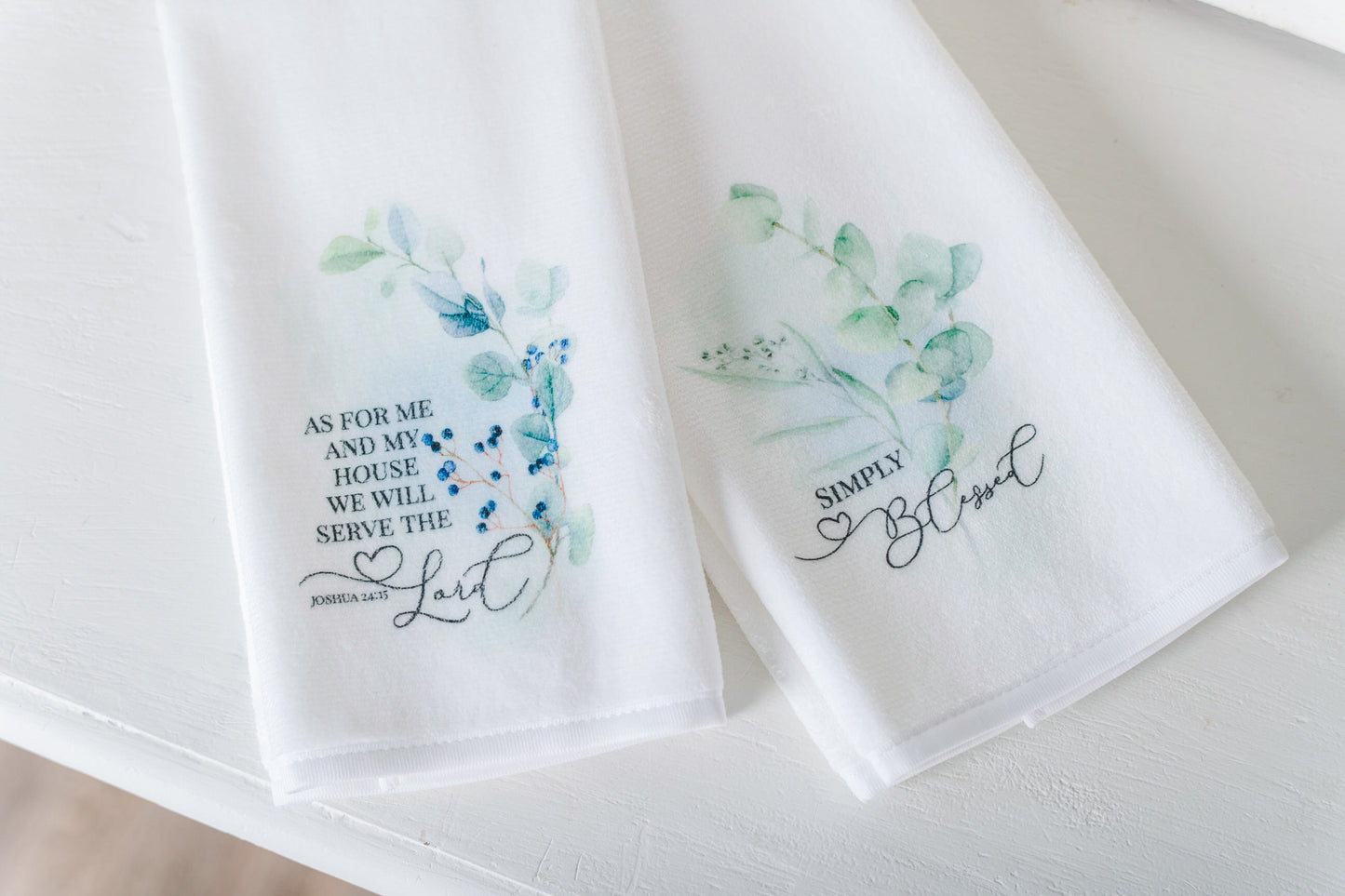 Winterberry Hand Towels