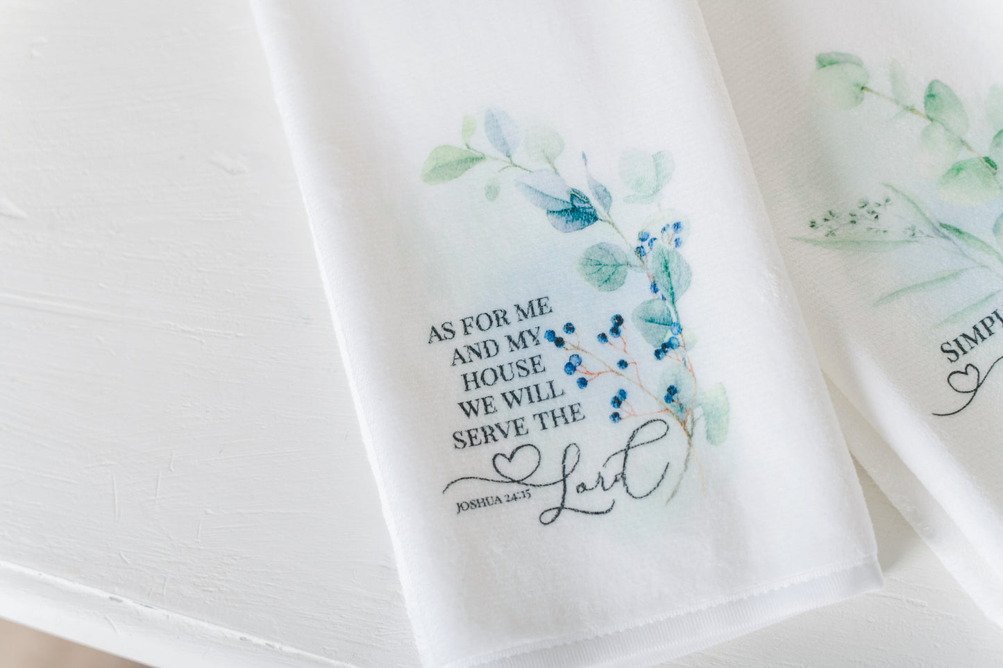 Winterberry Hand Towels