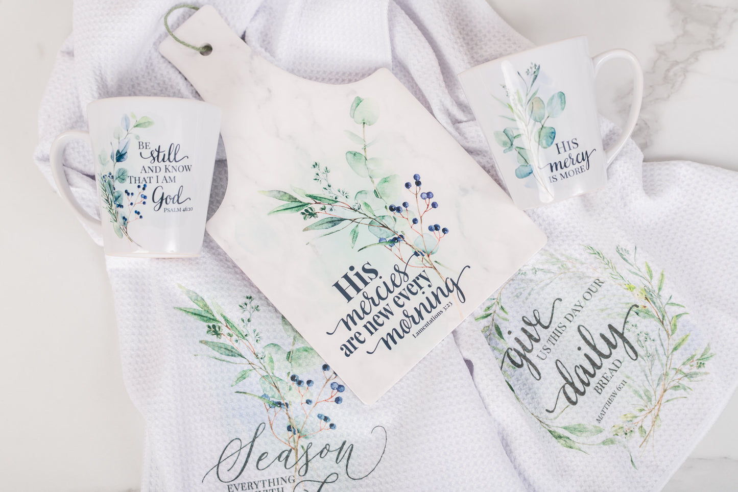 Cozy Kitchen Gift Set Winterberry | Scripture Kitchenware