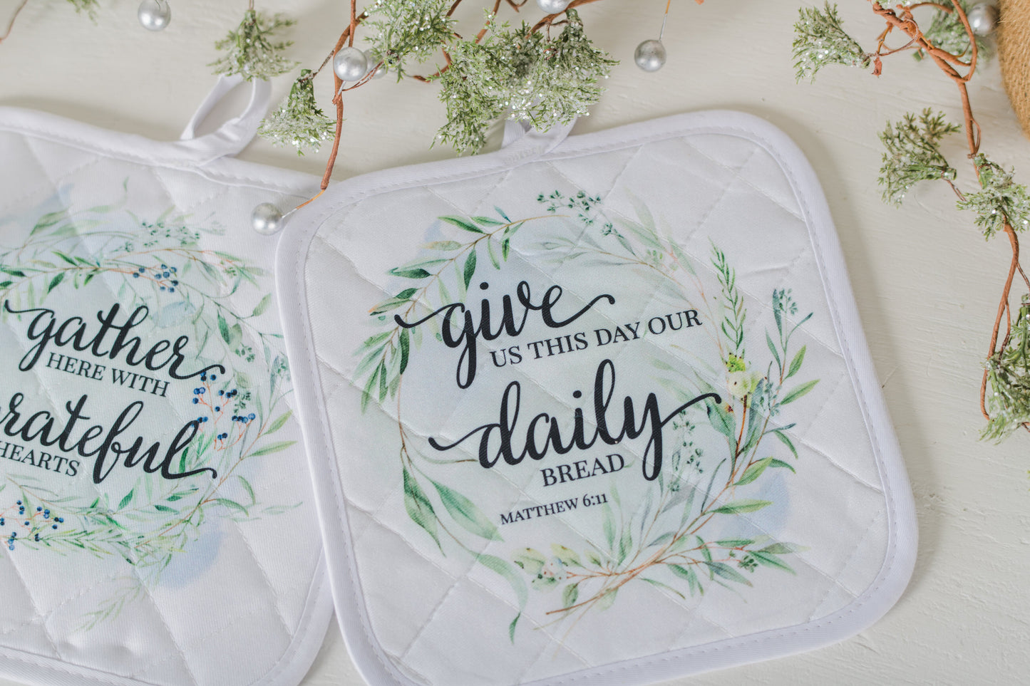 Winterberry Pot Holders