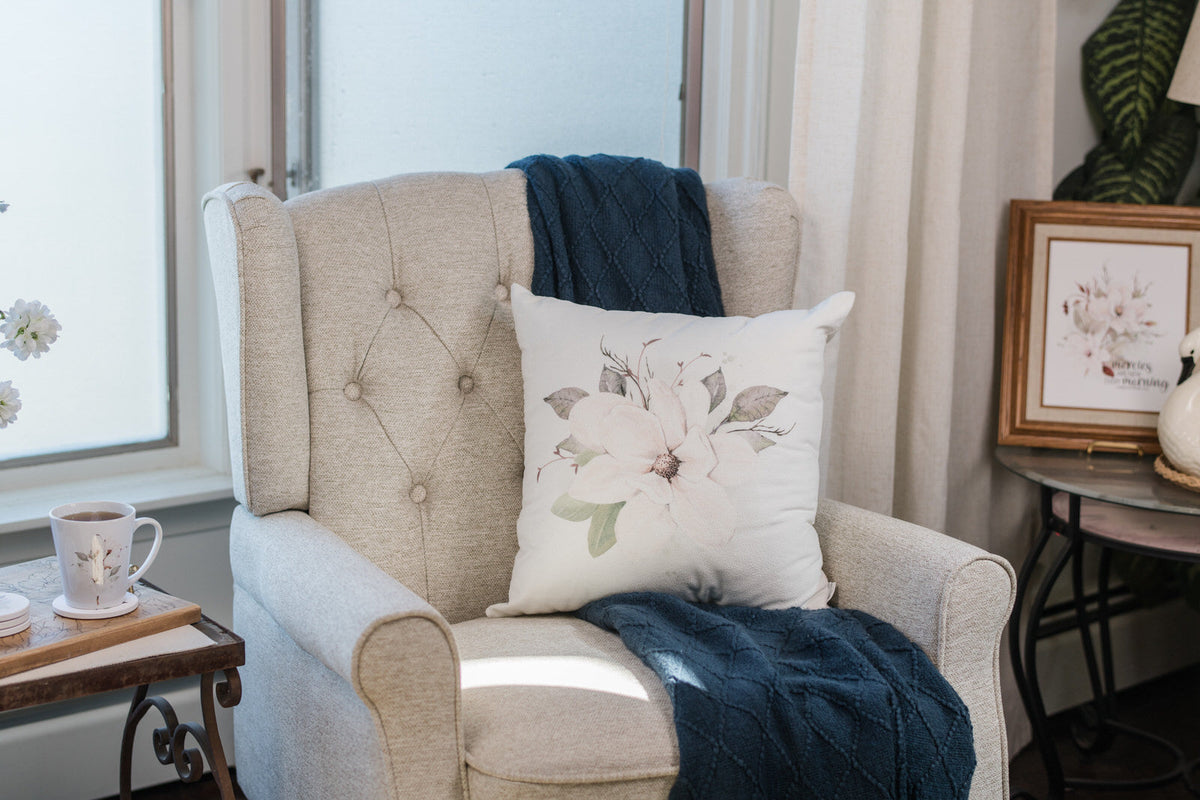 MAGNOLIA LIVING ROOM
