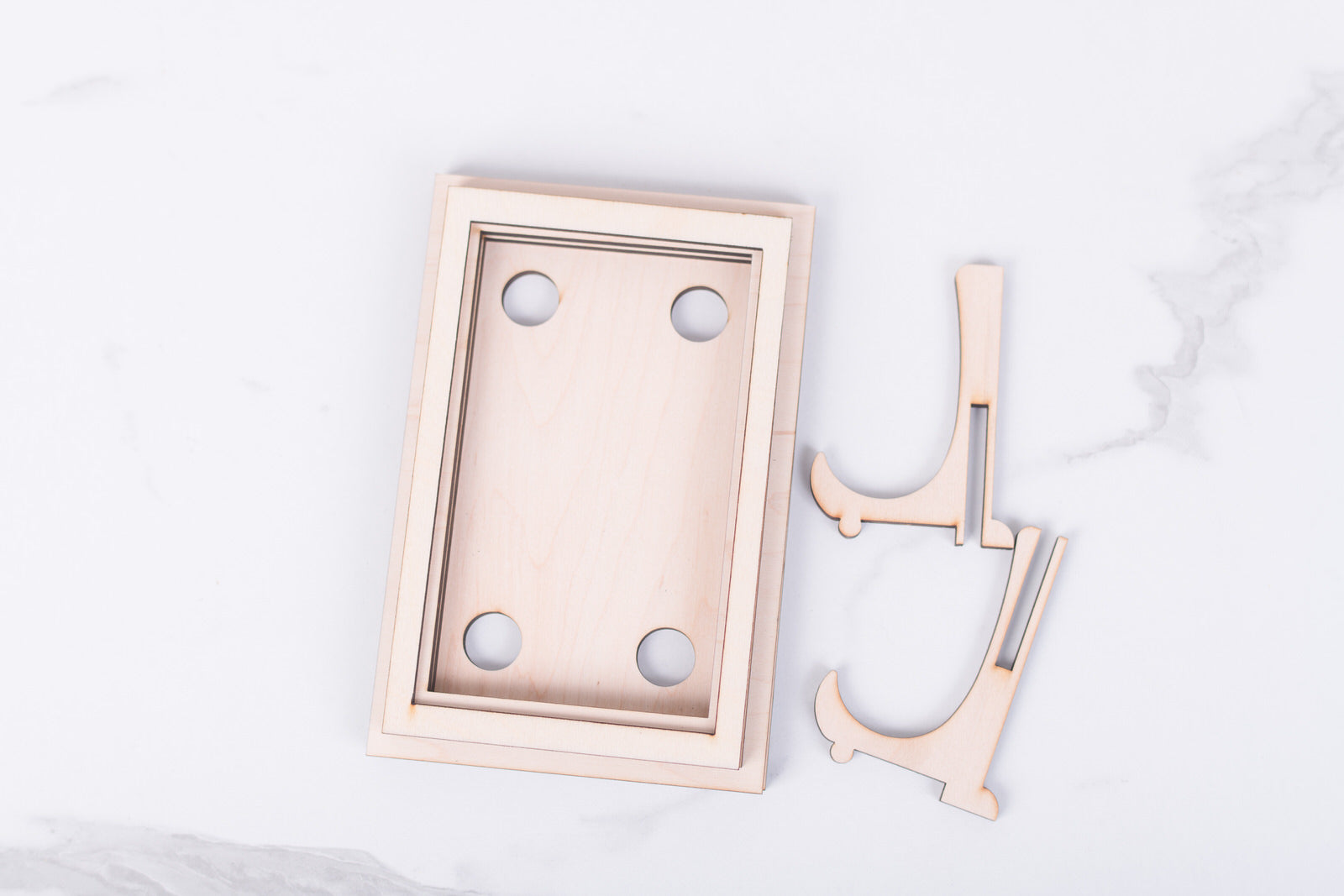 Cottage plain frame with easel for interchangeable inserts