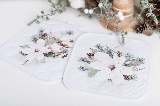 Magnolia Christmas Pot Holders