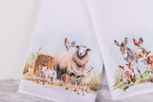 Farmhouse kitchen tea towel with mixed barnyard animals