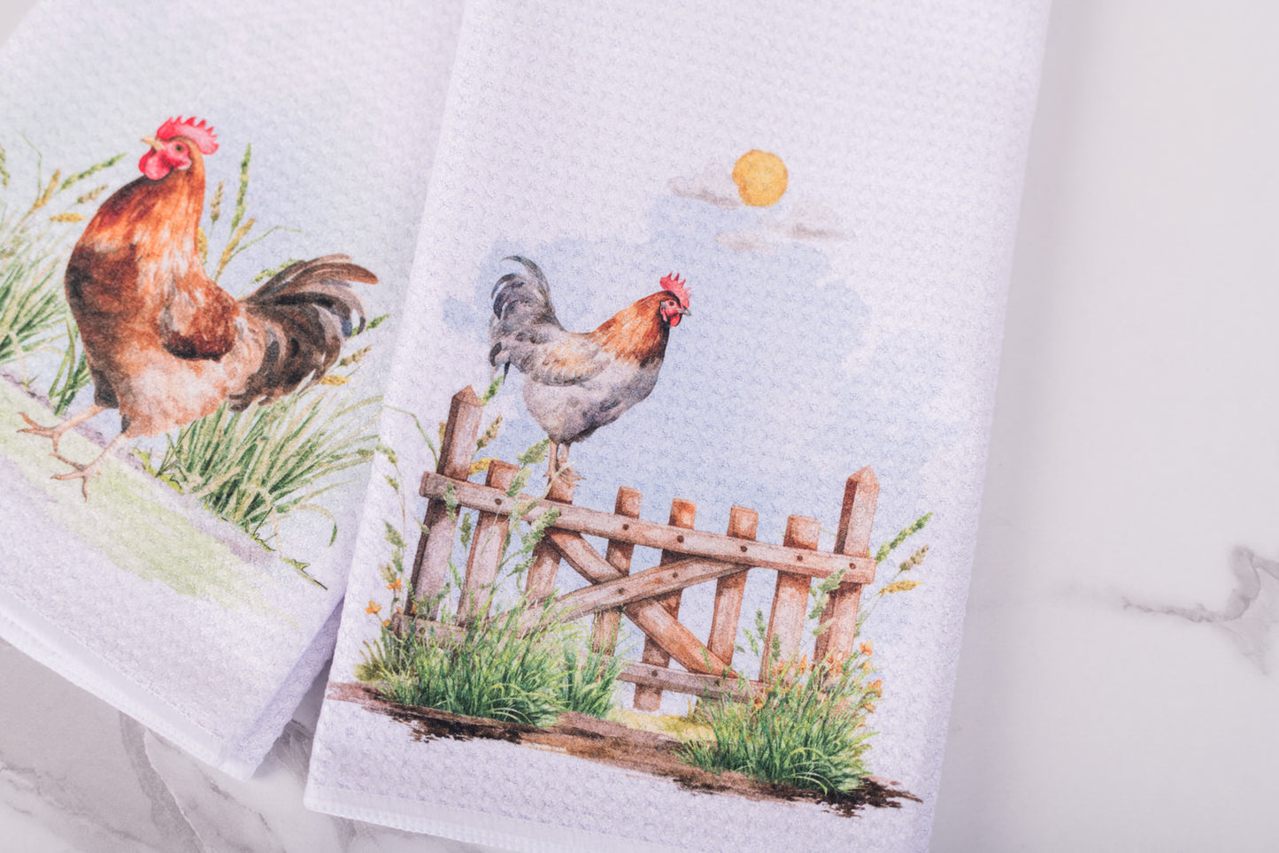 Farmhouse kitchen tea towel with rooster on the fence