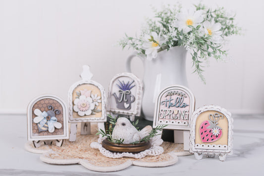 mini arch interchangeable frames with simple and scalloped edges