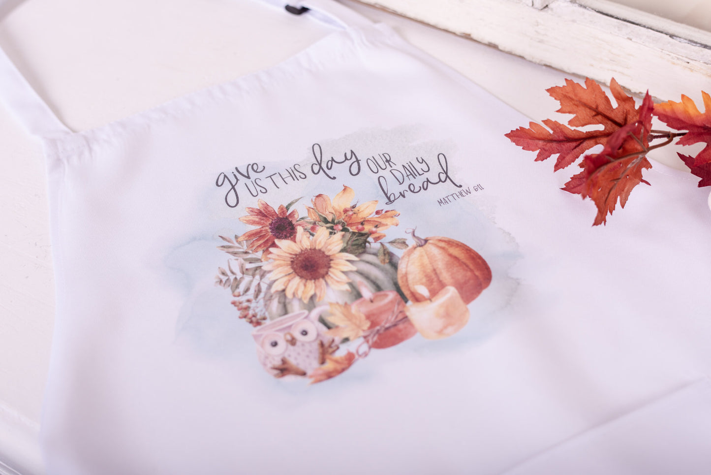 Cozy Autumn Apron - Our Daily Bread