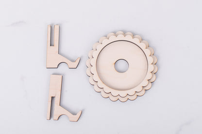 Tiered tray triple scallop frame