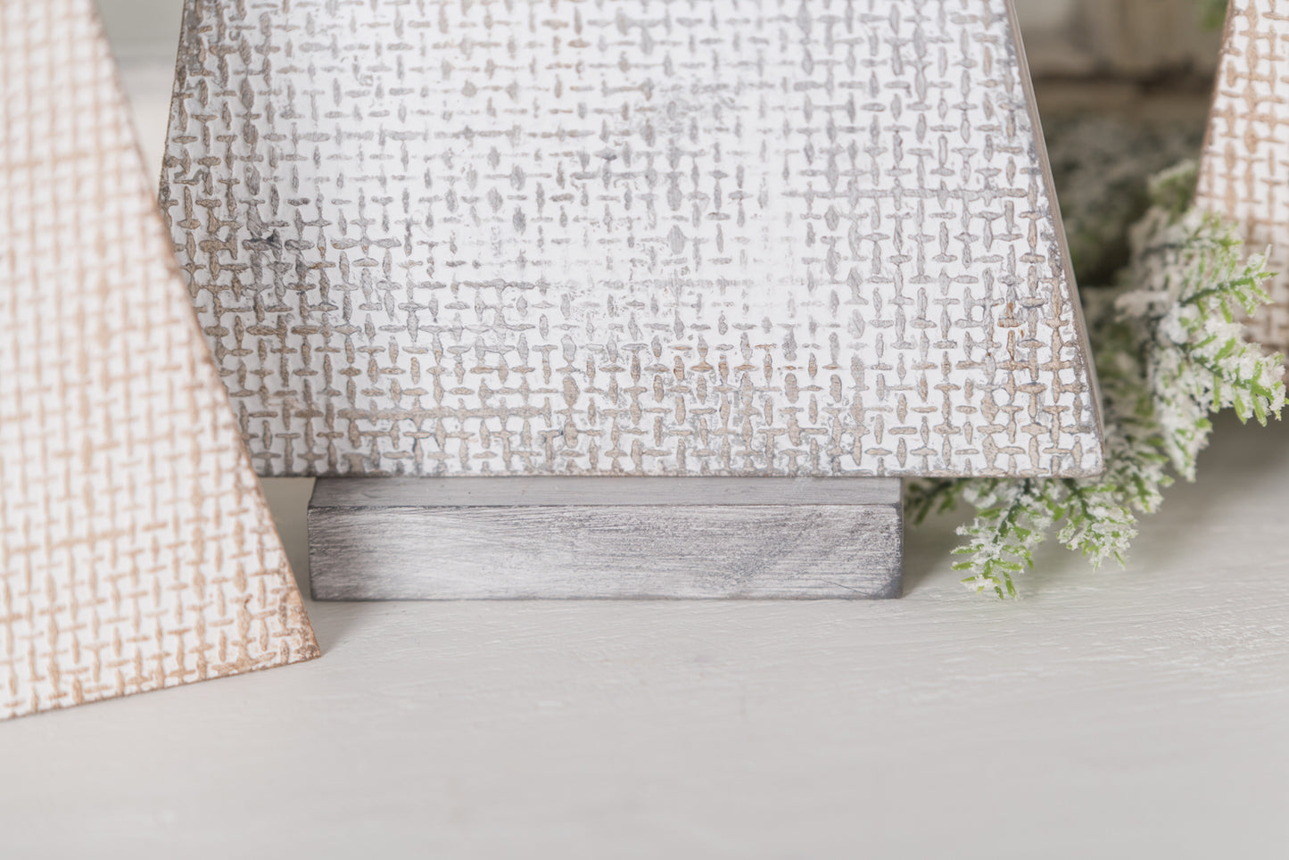 DIY Simple/Modern Christmas Tree Kit