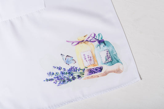 close up of apron corner design 