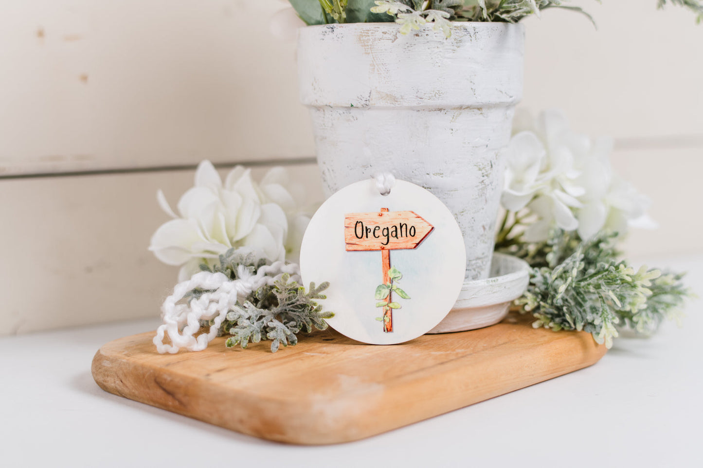 Cozy Christmas Wreath - Joyful - Round Decor Tag
