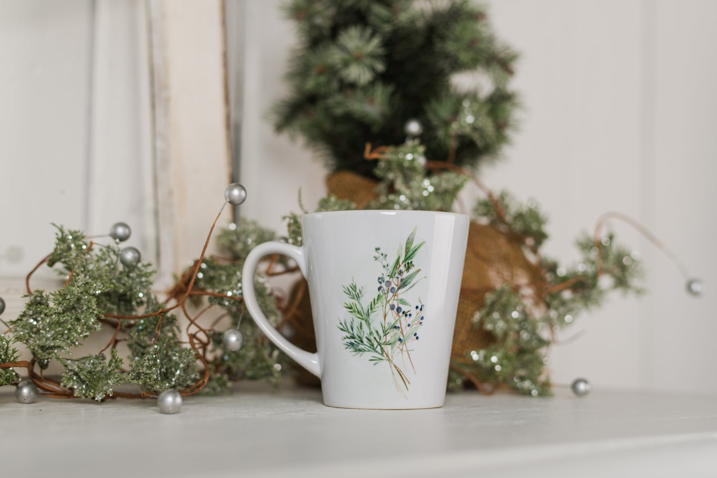 Winterberry Latte Coffee Mugs