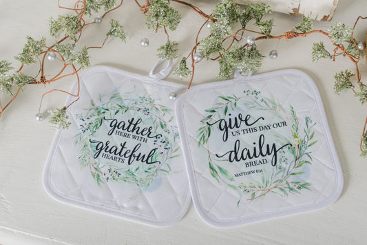 Winterberry Pot Holders