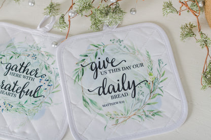 Winterberry Pot Holders