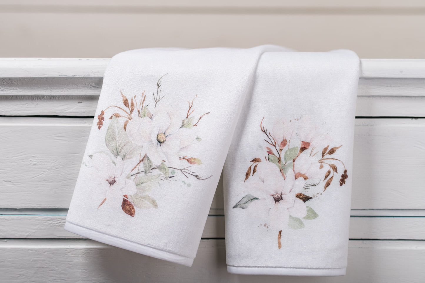 Magnolia Hand Towels