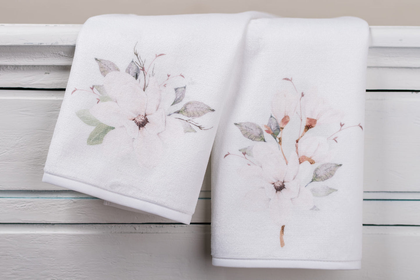 Magnolia Hand Towels
